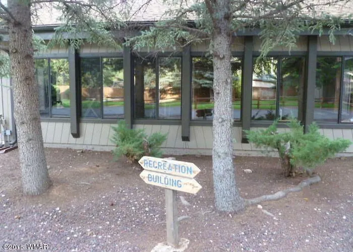 2br Gated Escape With A Pool And Walk To Dining And Trails Holiday home Pinetop-Lakeside